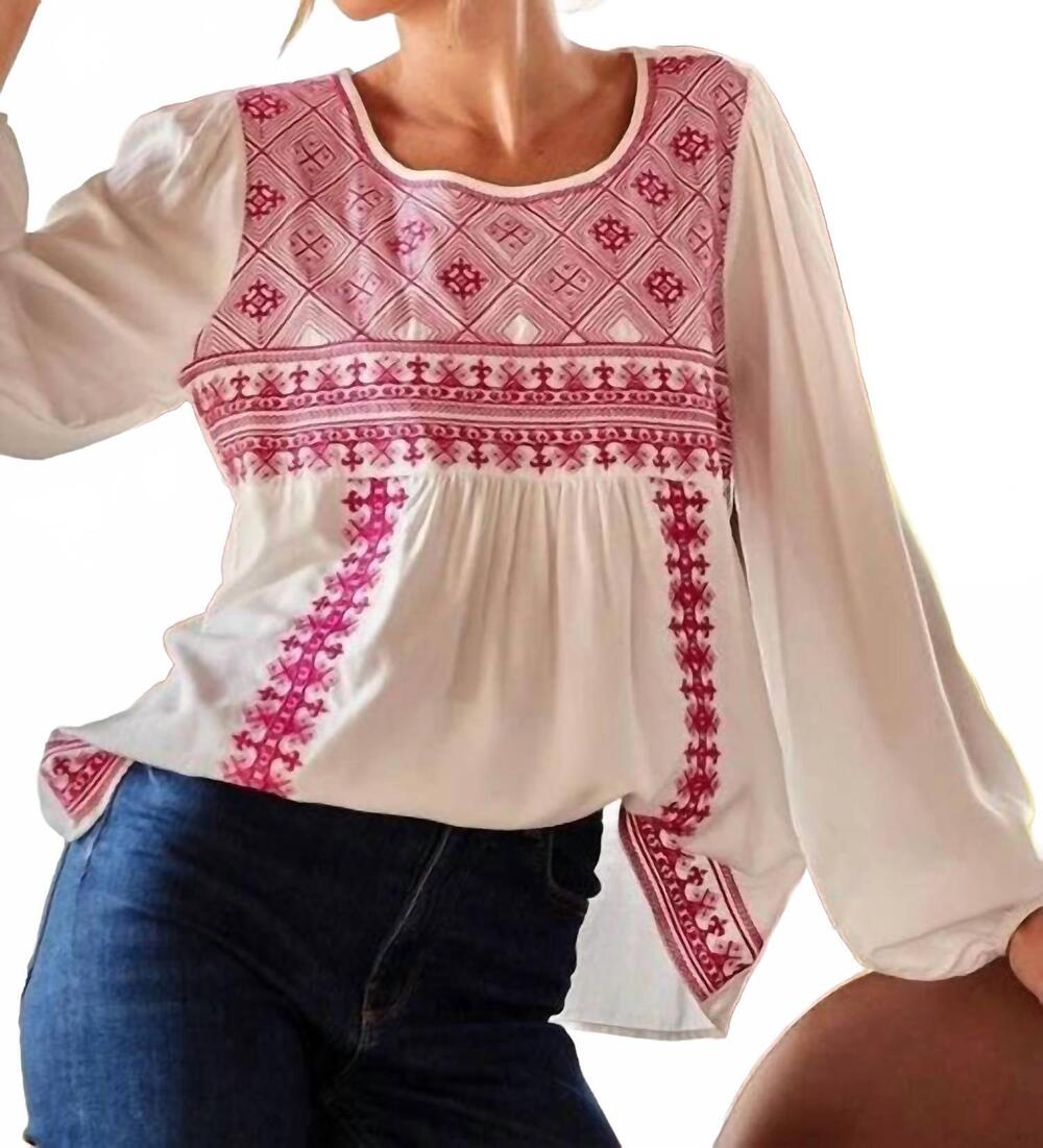NEW SAVANNA JANE delicate detailed embroidery top in white